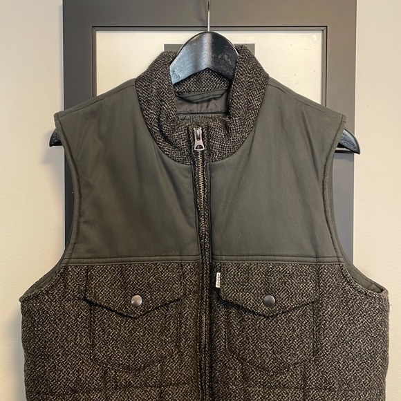 Levi’s Men’s Vest - Picture 3 of 5